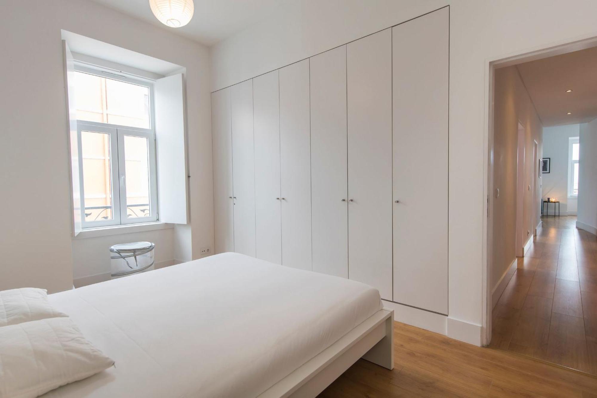 Sunny 3Bdr Apartment In Graca By Lovelystay Lissabon Exterior foto